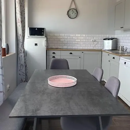 Ezerjo Nyaralo Apartment Alsoors